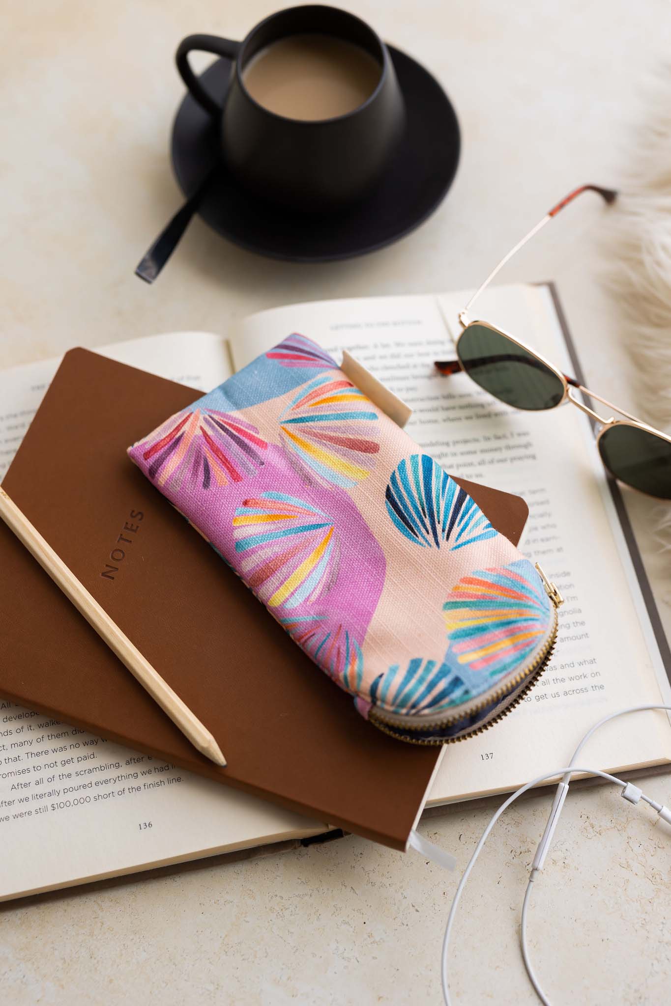 Gelato shell mini print - Linen sunglasses case