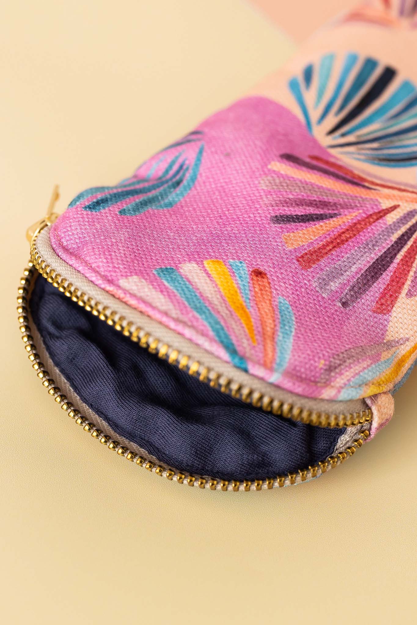 Gelato shell mini print - Linen sunglasses case