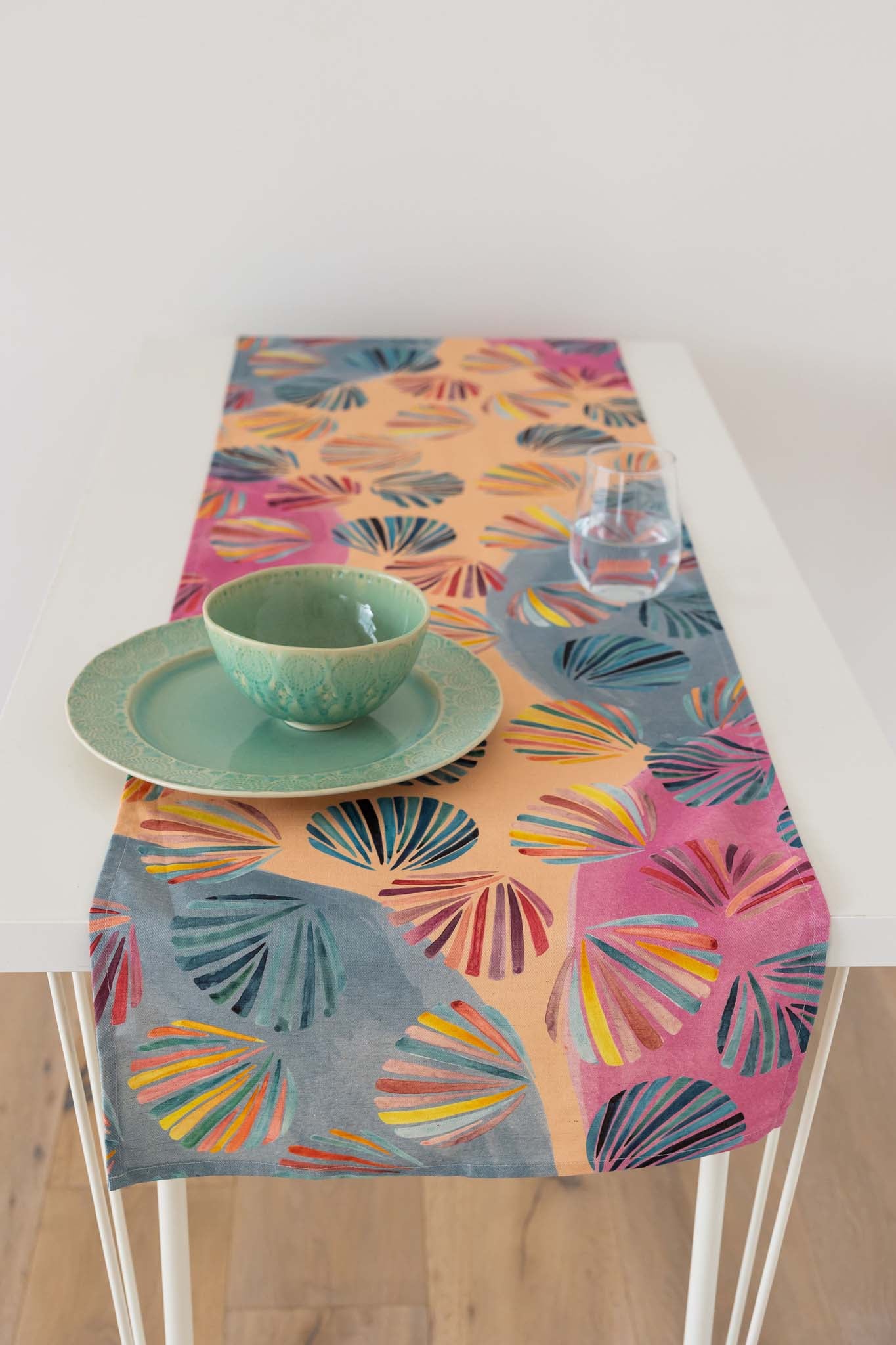 Shell Table Runner Gelato shell - Linen table runner – Hue Lane